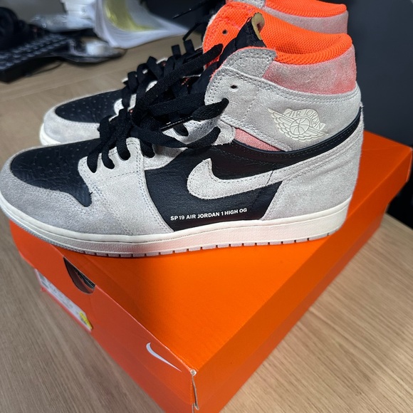 Nike Air Jordan 1 High OG Black and Gray with Orange Accents - Picture 1 of 4